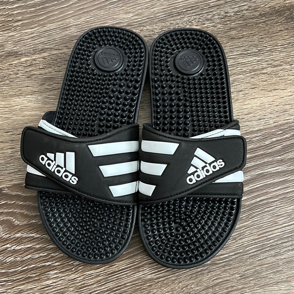 Adidas Flip Flop